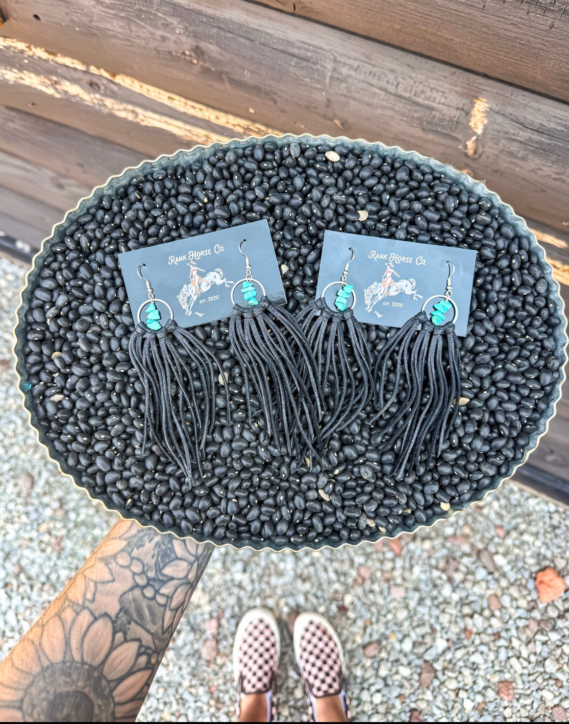 The Roxie Earrings in Black