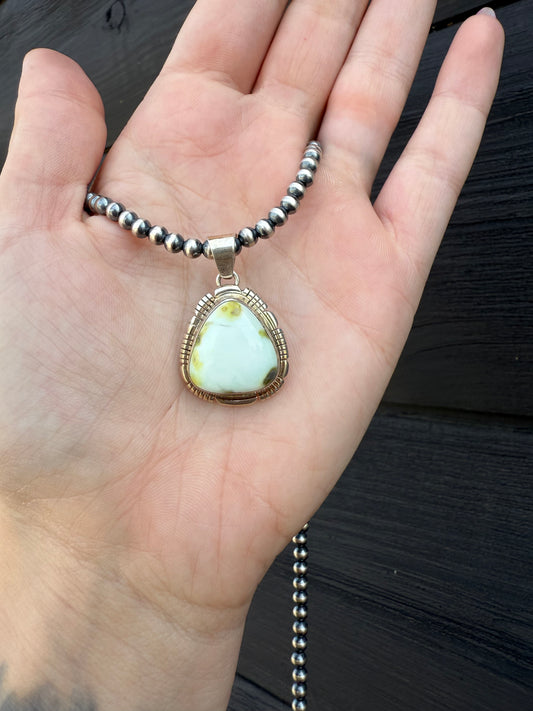 4mm Bale Palomino Variscite Pendant
