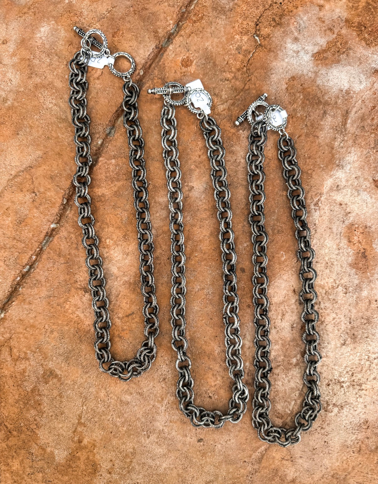 Double Link Textured Chain